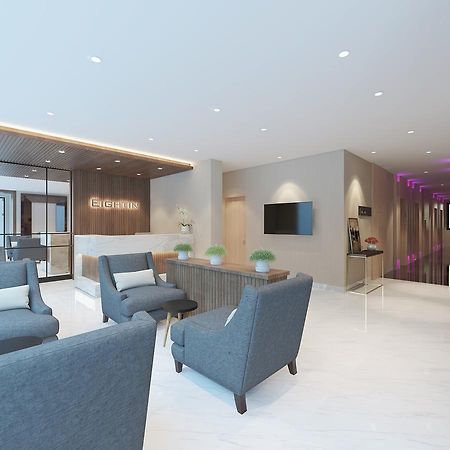 Eightin Hotel Sudirman Джакарта Экстерьер фото